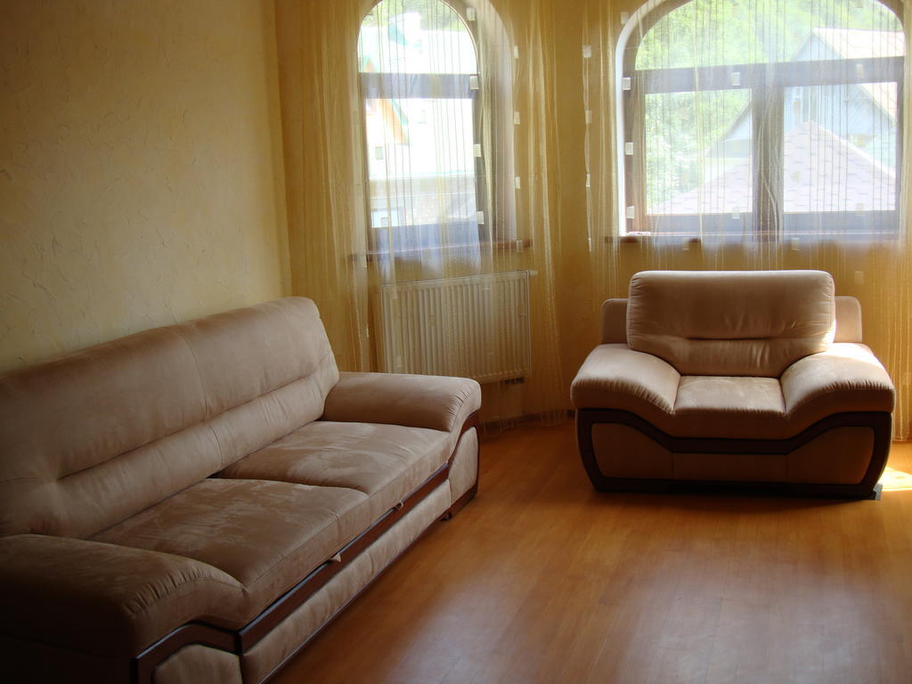 Котедж Гірський Jaremtsche Zimmer foto